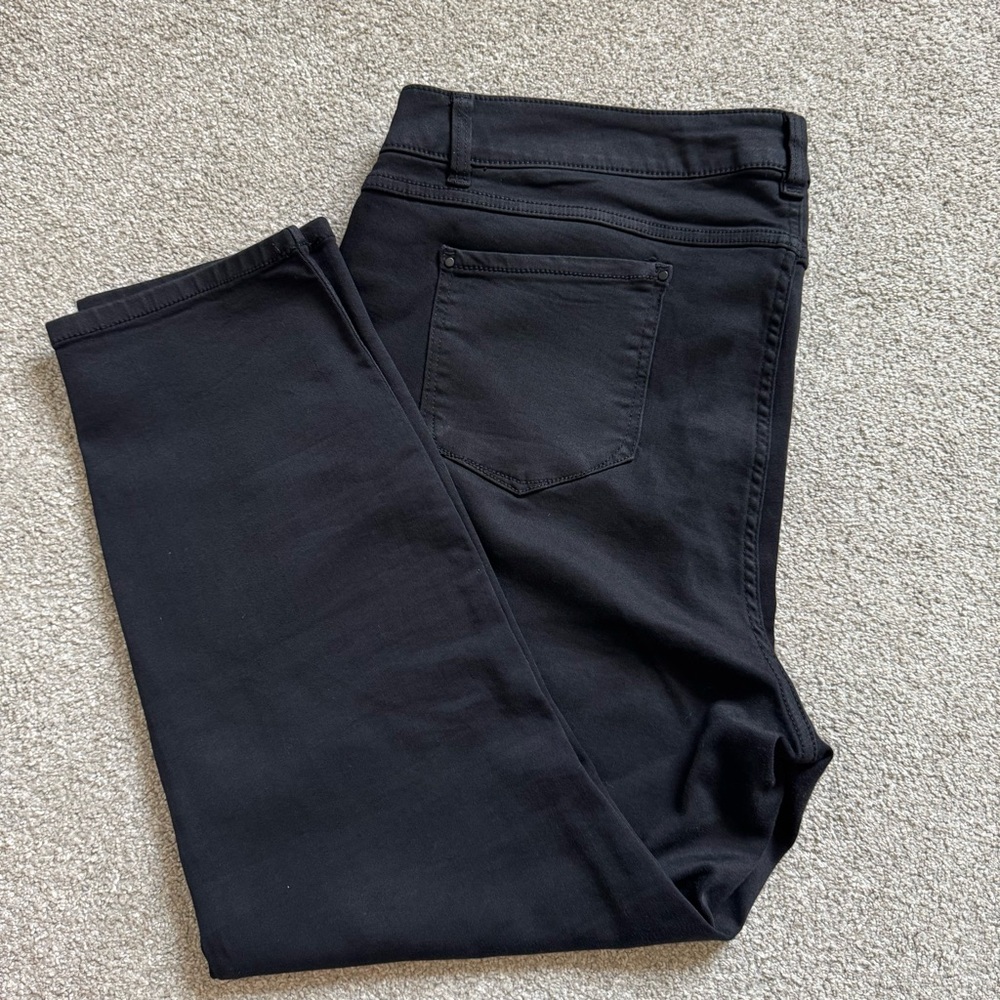 Black Ankle Jeans